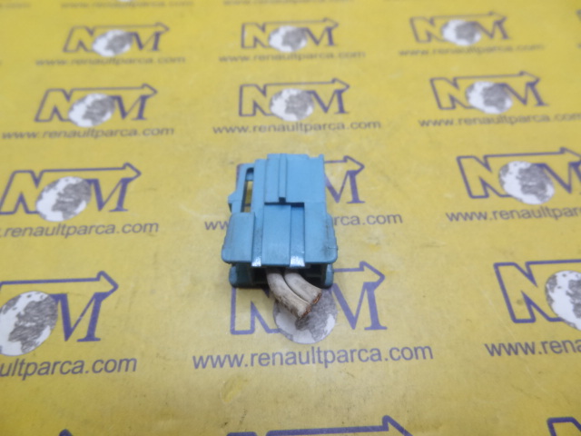 8200262385a-sigorta-pano-soketi