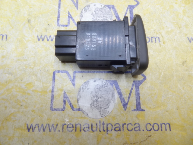 864w0119-1-ac-dugme