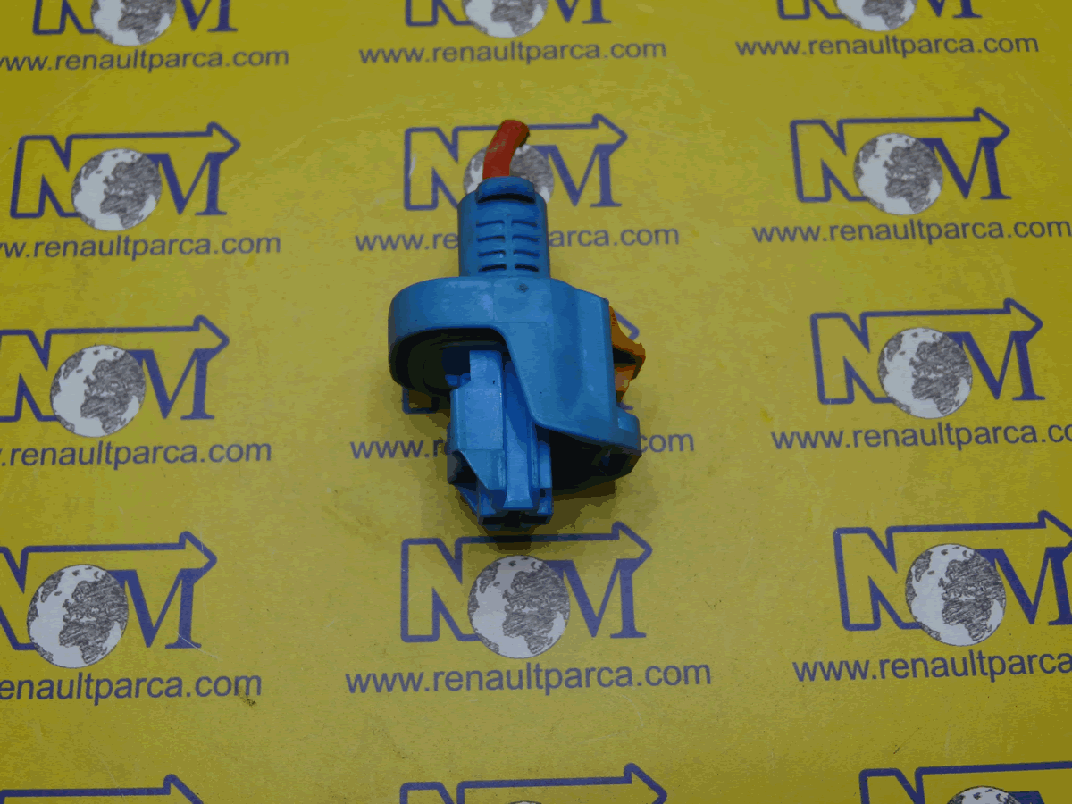 copy-14687-copy-14686-243800007r-aku-kutup-basi-kesme-kutusu-soket-cikma