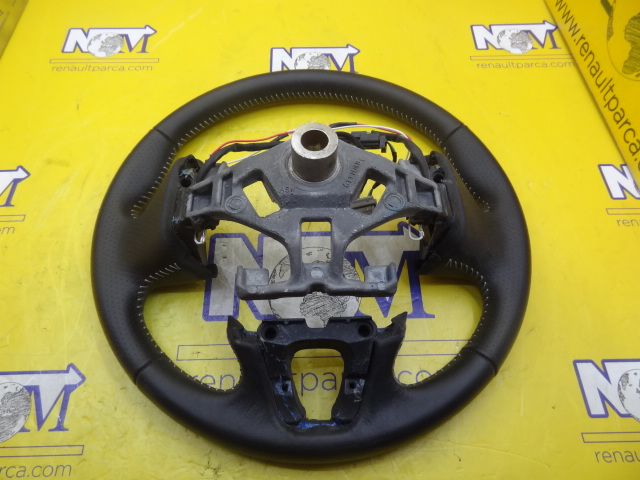 Direksiyon Simidi Fluence Deri Siyah Hız Sabitleyicili Alt Plastik Parca Üst Ufak Nikelaj 484003150R