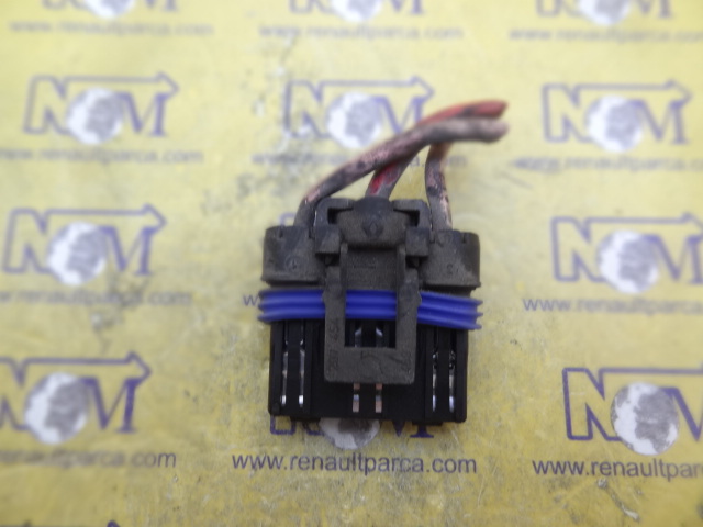 isitma_buji_rolesi_soketi_buyuk_siyah_7700111525