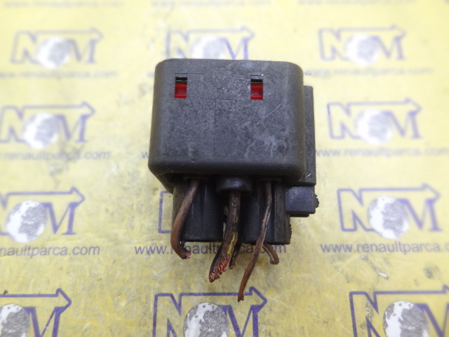 isitma_kutusu_soketi_cikma_clio-mgn-2_1.5_7700115078