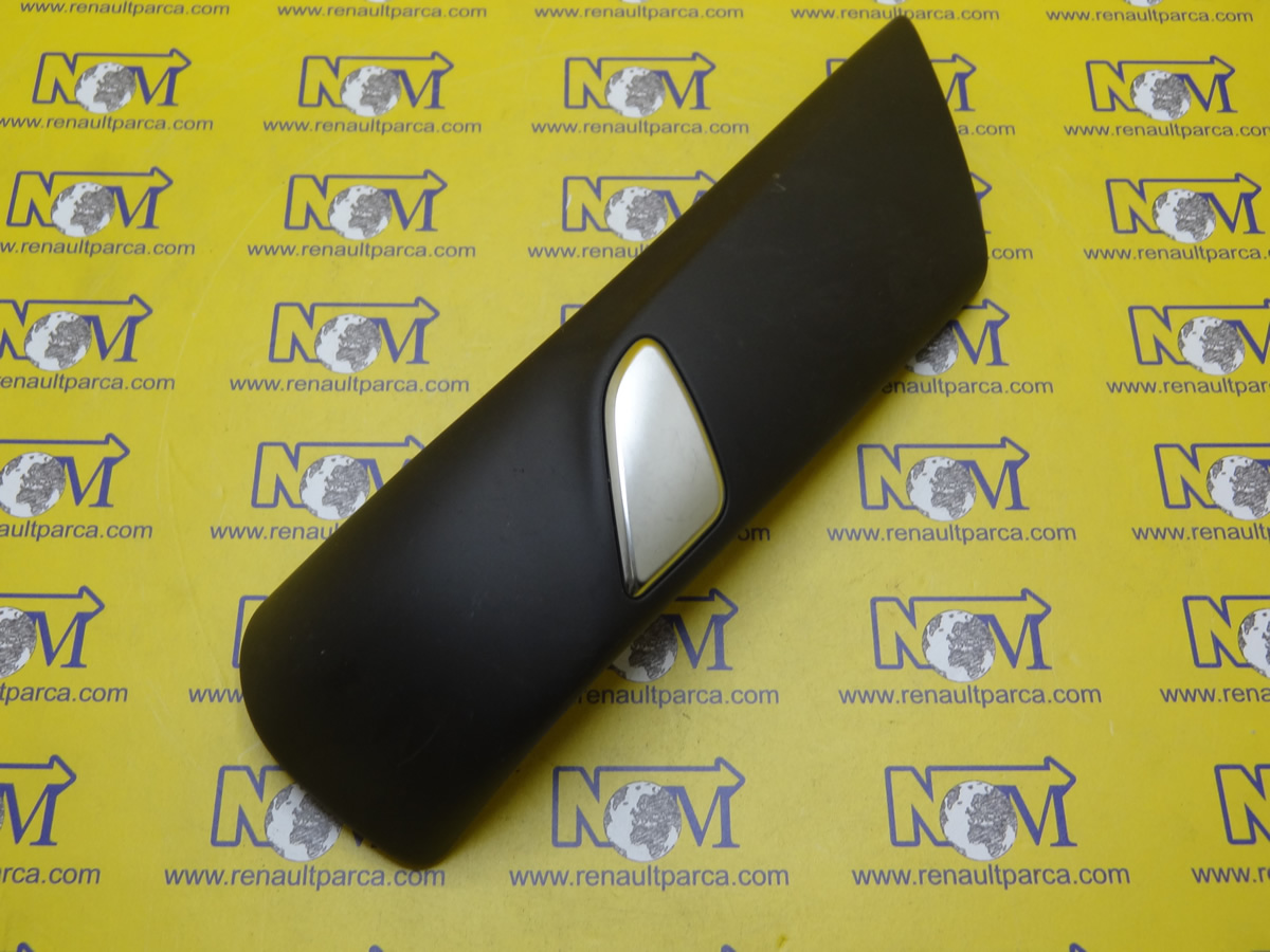 megane-4-sag-on-kapi-kumanda-yuvasi-809603286r
