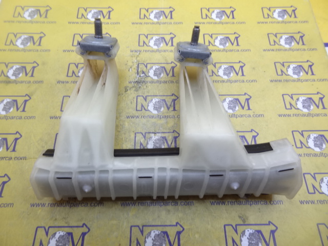 megane-4-sol-arka-cam-kriko-kapi-cercevesi-822199384r