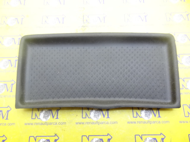 megane-4-vites-konsol-orta-hali-969720948r