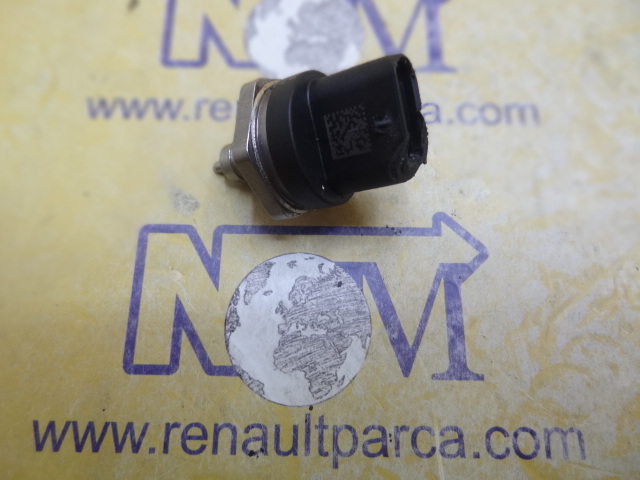mercedes-benz-yakit-basinc-sensoru-a2781530728