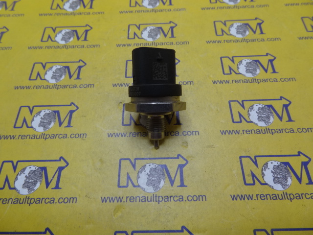 mercedes-benz-yakit-basinc-sensoru-a2781530728