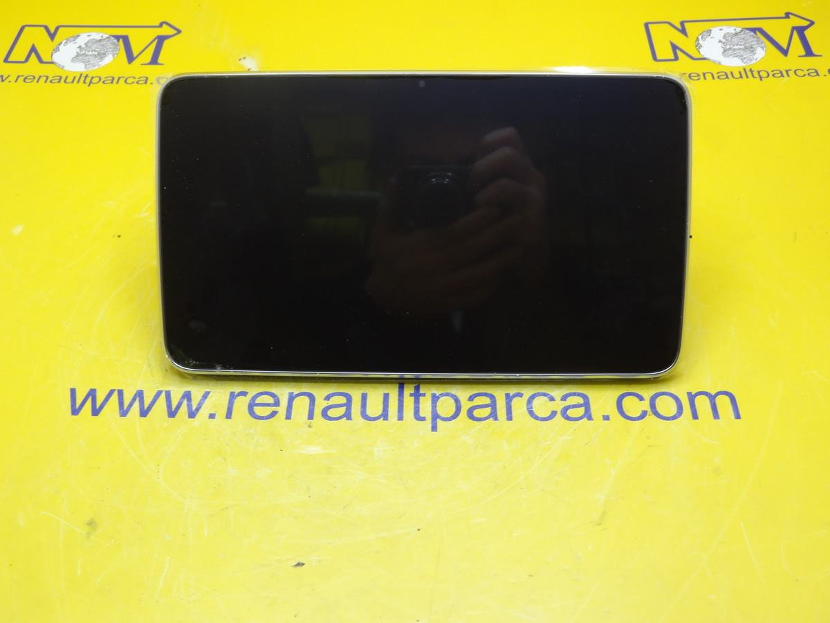 mercedes_monitor_a205900221