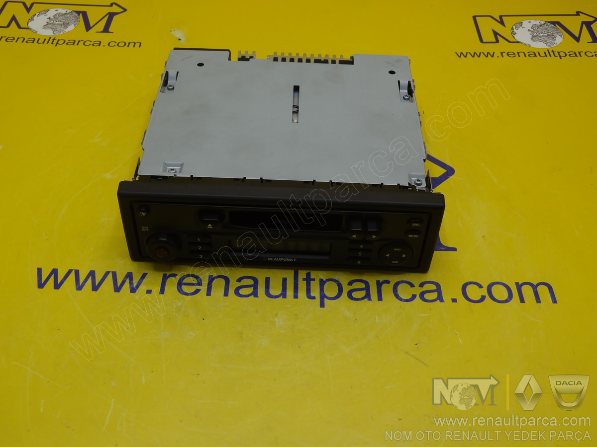 radyo_logan_-_sandero_8200617362