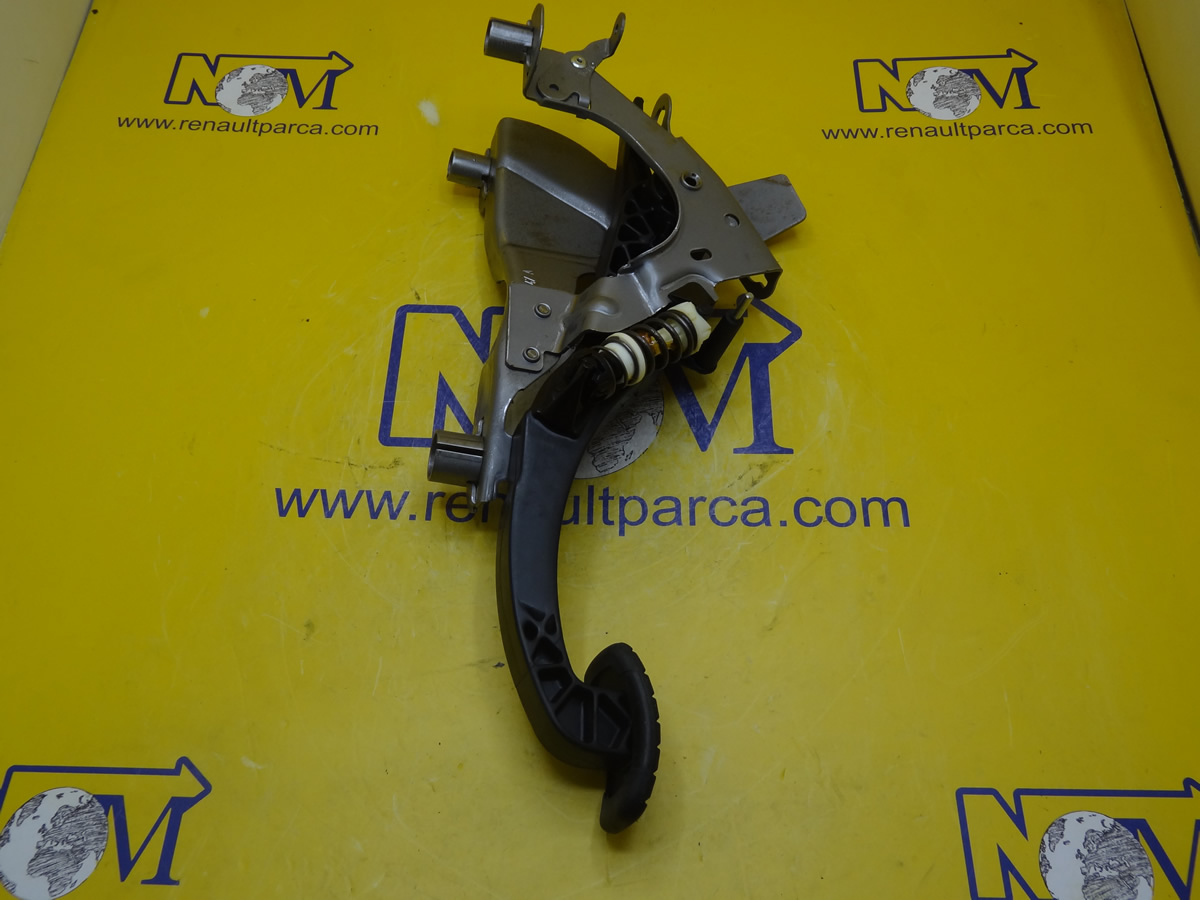 scenic-3-debriyaj-pedali-mais-465030038r