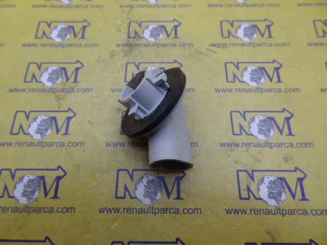 sol_far_beyaz_renk_sinyal_duyu_kango_1_7701069086